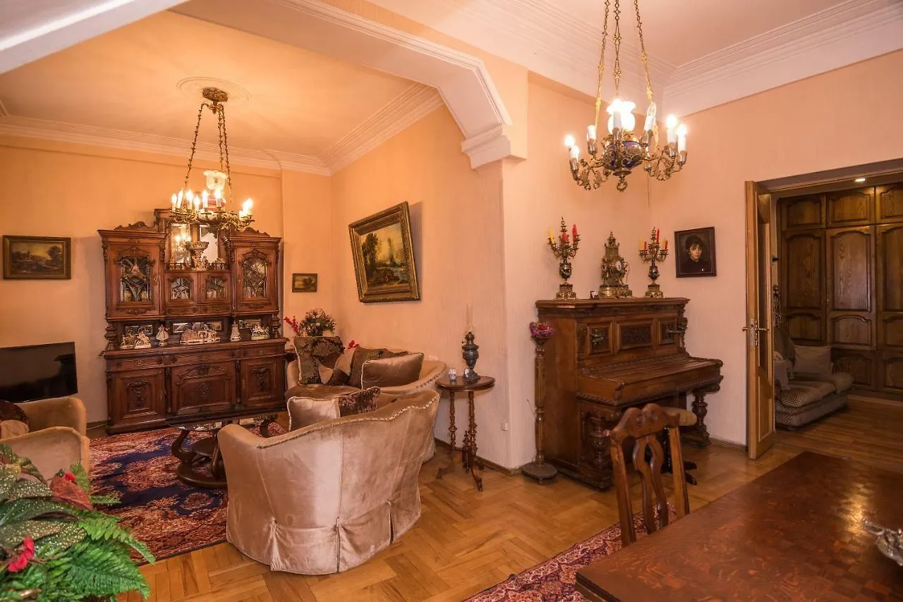 ***  Lia'S Guest House Tbilisi Georgia